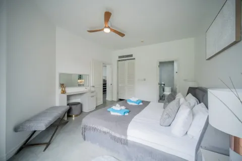 Condominio de 2 dormitorios en Bang Tao, Tailandia № 164918 - foto 26