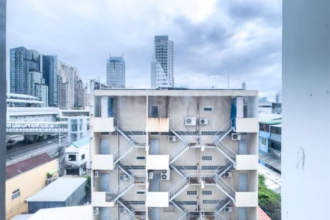 Condominio de 1 dormitorio en Bangkok, Tailandia № 187333 - foto 4