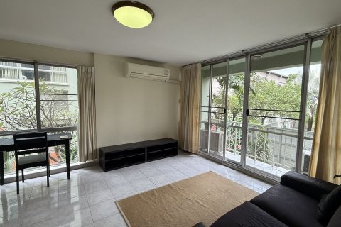 Studio in the Condo in Watthana, Bangkok, Thailand № 151406 - Foto 10