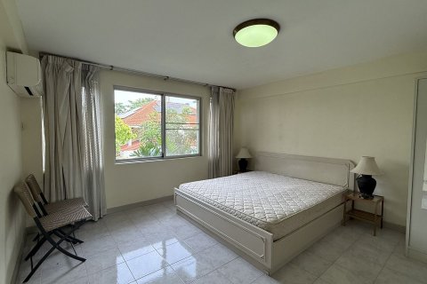 Studio in the Condo in Watthana, Bangkok, Thailand № 151406 - Foto 3