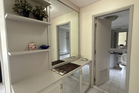 Studio in the Condo in Watthana, Bangkok, Thailand № 151406 - Foto 19