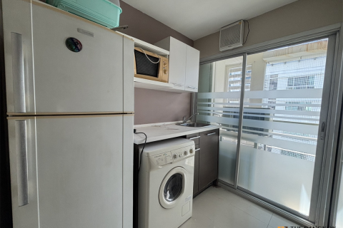 Condo in Bangkok, Thailand, 2 bedrooms  № 187238