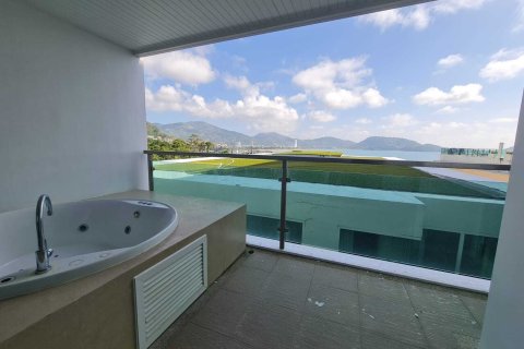 Condo in Kathu, Thailand, 2 bedrooms  № 158214