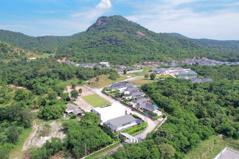 Chalet de 4 dormitorios en Pran Buri, Tailandia № 168295 - foto 19