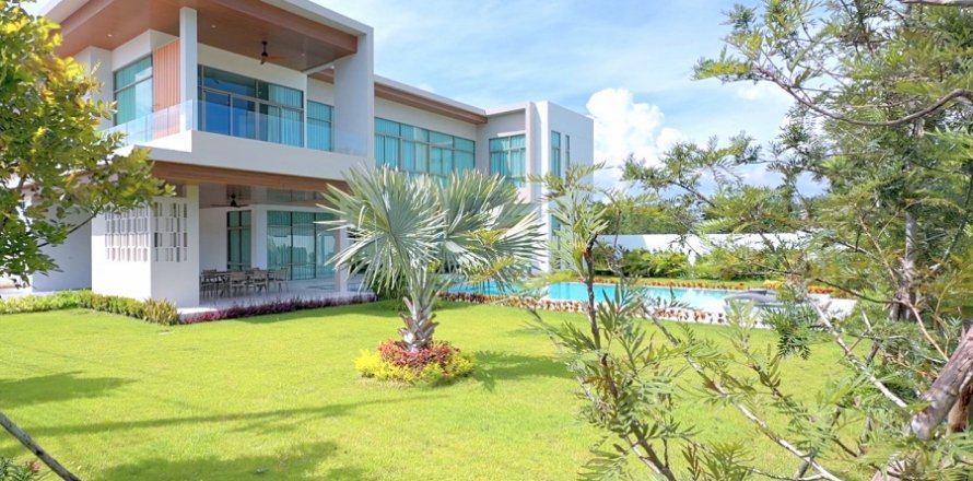 Chalet de 4 dormitorios en Pran Buri, Tailandia № 168295