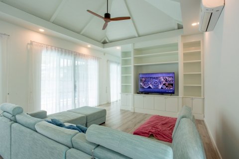 Chalet de 3 dormitorios en Hua Hin, Tailandia № 168332 - foto 10