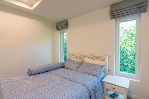 Chalet de 3 dormitorios en Hua Hin, Tailandia № 168332 - foto 23
