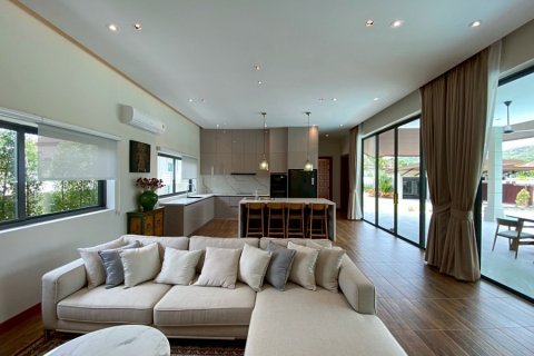 Chalet de 3 dormitorios en Hua Hin, Tailandia № 168330 - foto 7