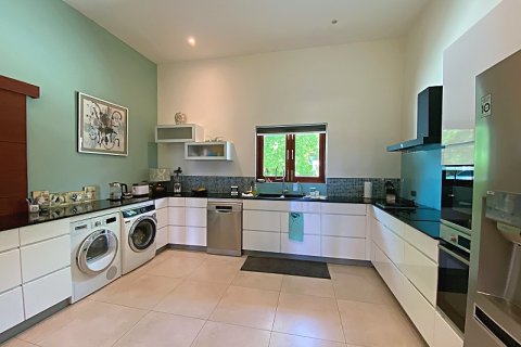 Villa in Pran Buri, Thailand 5 Schlafzimmer № 168297 - Foto 15