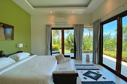 Villa in Pran Buri, Thailand 5 Schlafzimmer № 168297 - Foto 27