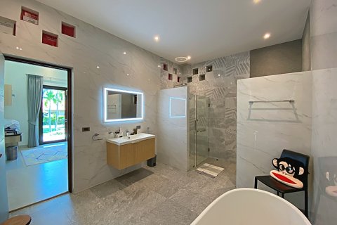 Villa in Pran Buri, Thailand 5 Schlafzimmer № 168297 - Foto 25