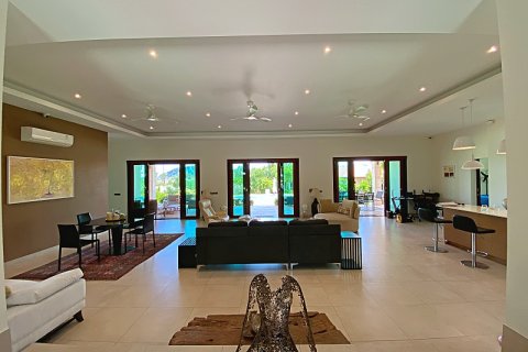 Villa in Pran Buri, Thailand 5 Schlafzimmer № 168297 - Foto 9