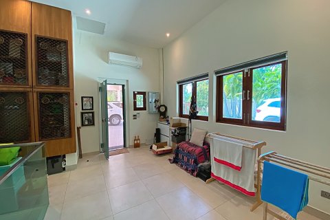 Villa in Pran Buri, Thailand 5 Schlafzimmer № 168297 - Foto 17