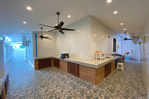 Chalet de 3 dormitorios en Hua Hin, Tailandia № 168296 - foto 9