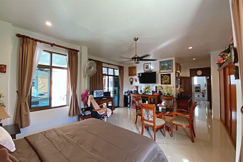 Chalet de 3 dormitorios en Hua Hin, Tailandia № 168296 - foto 30