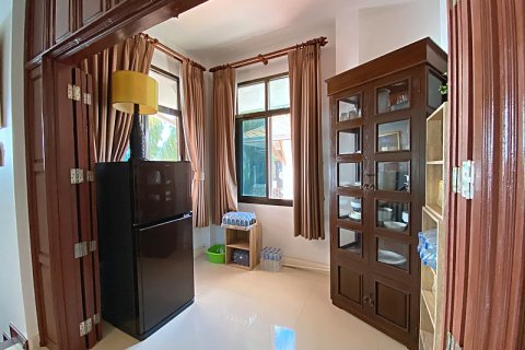 Chalet de 3 dormitorios en Hua Hin, Tailandia № 168296 - foto 21