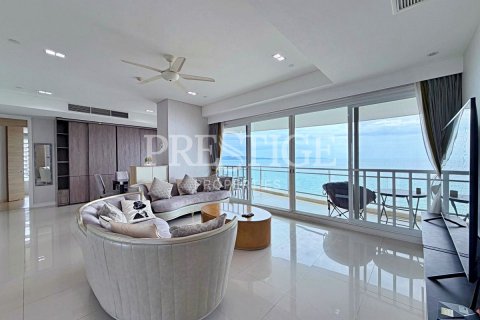 Condominio de 3 dormitorios en Pattaya, Tailandia № 233224