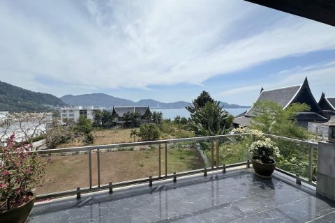 Chalet de 4 dormitorios en Kathu, Tailandia № 140193 - foto 16