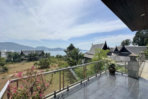 Chalet de 4 dormitorios en Kathu, Tailandia № 140193 - foto 17