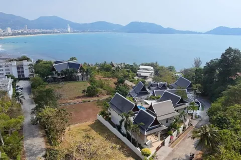 Chalet de 4 dormitorios en Kathu, Tailandia № 140193 - foto 2