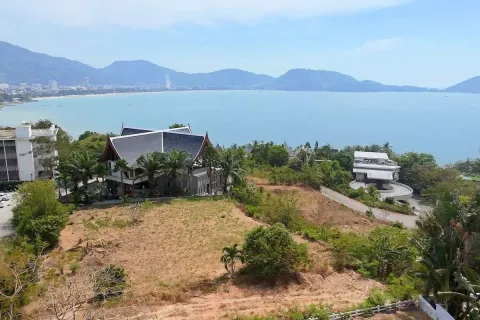 Chalet de 4 dormitorios en Kathu, Tailandia № 140193 - foto 3
