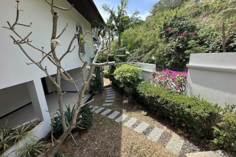 Chalet de 4 dormitorios en Kathu, Tailandia № 140193 - foto 11