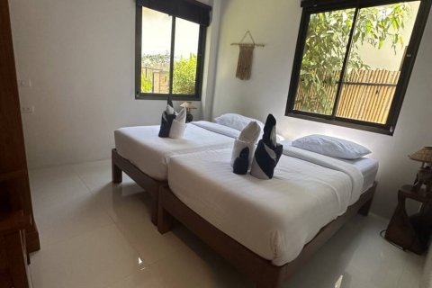 Chalet de 3 dormitorios en Surat Thani, Tailandia № 172744 - foto 8