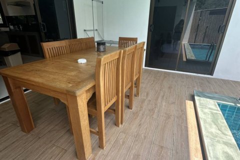 Chalet de 3 dormitorios en Surat Thani, Tailandia № 172744 - foto 10