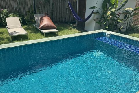Chalet de 3 dormitorios en Surat Thani, Tailandia № 172744 - foto 3