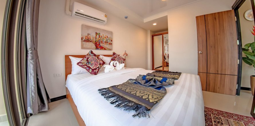 Condo in Phuket, Thailand, 1 bedroom in 777 Beach Condo № 75447