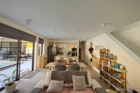 Chalet de 4 dormitorios en Chiang Mai, Tailandia № 162748 - foto 4