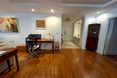 Condo in Bangkok, Thailand, 3 bedrooms № 162742 - photo 5