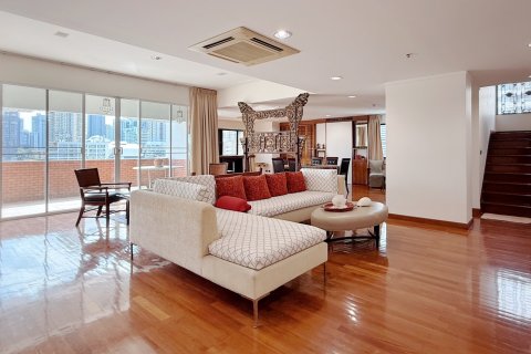 Condo à Bangkok, Thaïlande, 3 chambres  № 162744