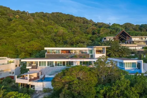 Chalet de 4 dormitorios en Kamala, Tailandia № 190581 - foto 5