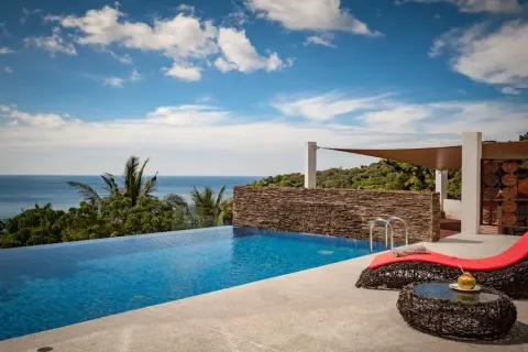 Chalet de 4 dormitorios en Kamala, Tailandia № 190581 - foto 2