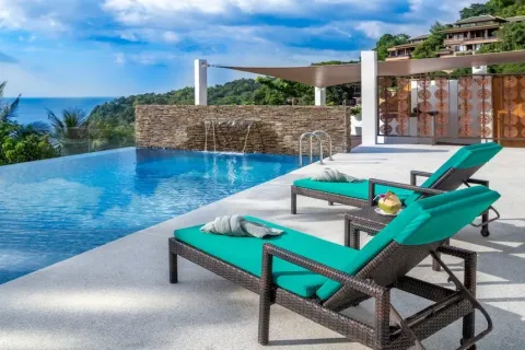 Chalet de 4 dormitorios en Kamala, Tailandia № 190581 - foto 23