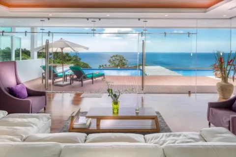 Chalet de 4 dormitorios en Kamala, Tailandia № 190581 - foto 9
