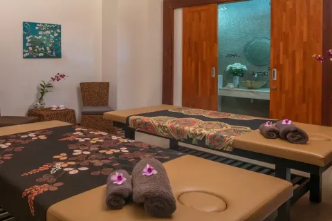 Chalet de 4 dormitorios en Kamala, Tailandia № 190581 - foto 18