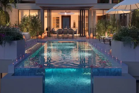 Chalet de 4 dormitorios en Phuket, Tailandia № 190580 - foto 8