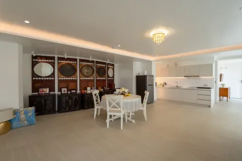 Chalet de 6 dormitorios en Pa Klok, Tailandia № 190579 - foto 16
