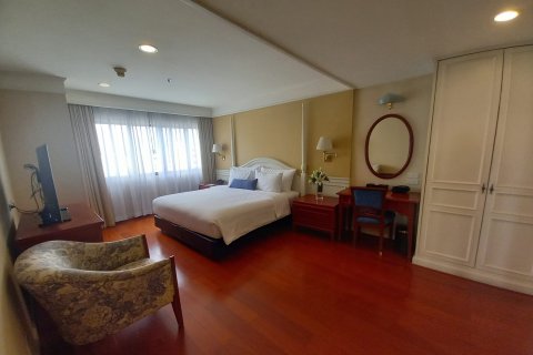 Condominio de 3 dormitorios en Bangkok, Tailandia № 157510 - foto 10