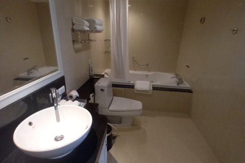 Condominio de 3 dormitorios en Bangkok, Tailandia № 157510 - foto 5