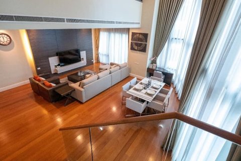 Condo à Bangkok, Thaïlande, 3 chambres № 157506