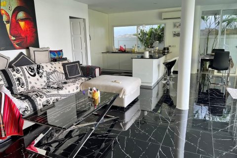 Villa in Pattaya, Thailand 2 bedrooms № 162691 - photo 8