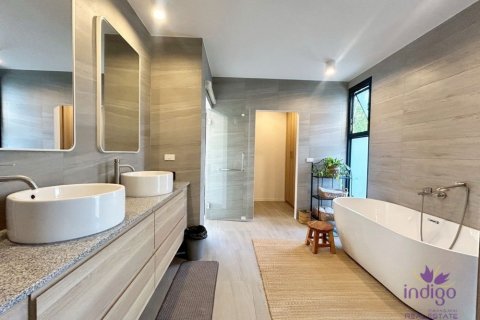 Chalet de 4 dormitorios en Chiang Mai, Tailandia № 162685 - foto 28