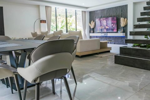 Villa in Pattaya, Thailand 5 bedrooms № 162690 - photo 14