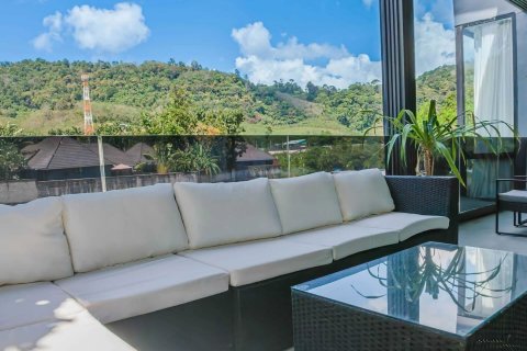 Villa in Pattaya, Thailand 5 bedrooms № 162690 - photo 12