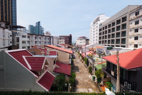Condo in Pattaya, Thailand, 2 bedrooms № 115430 - photo 15