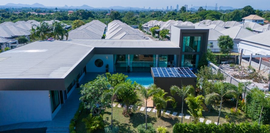 Chalet de 6 dormitorios en Pattaya, Tailandia № 115426