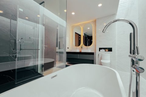 Chalet de 6 dormitorios en Pattaya, Tailandia № 115426 - foto 18